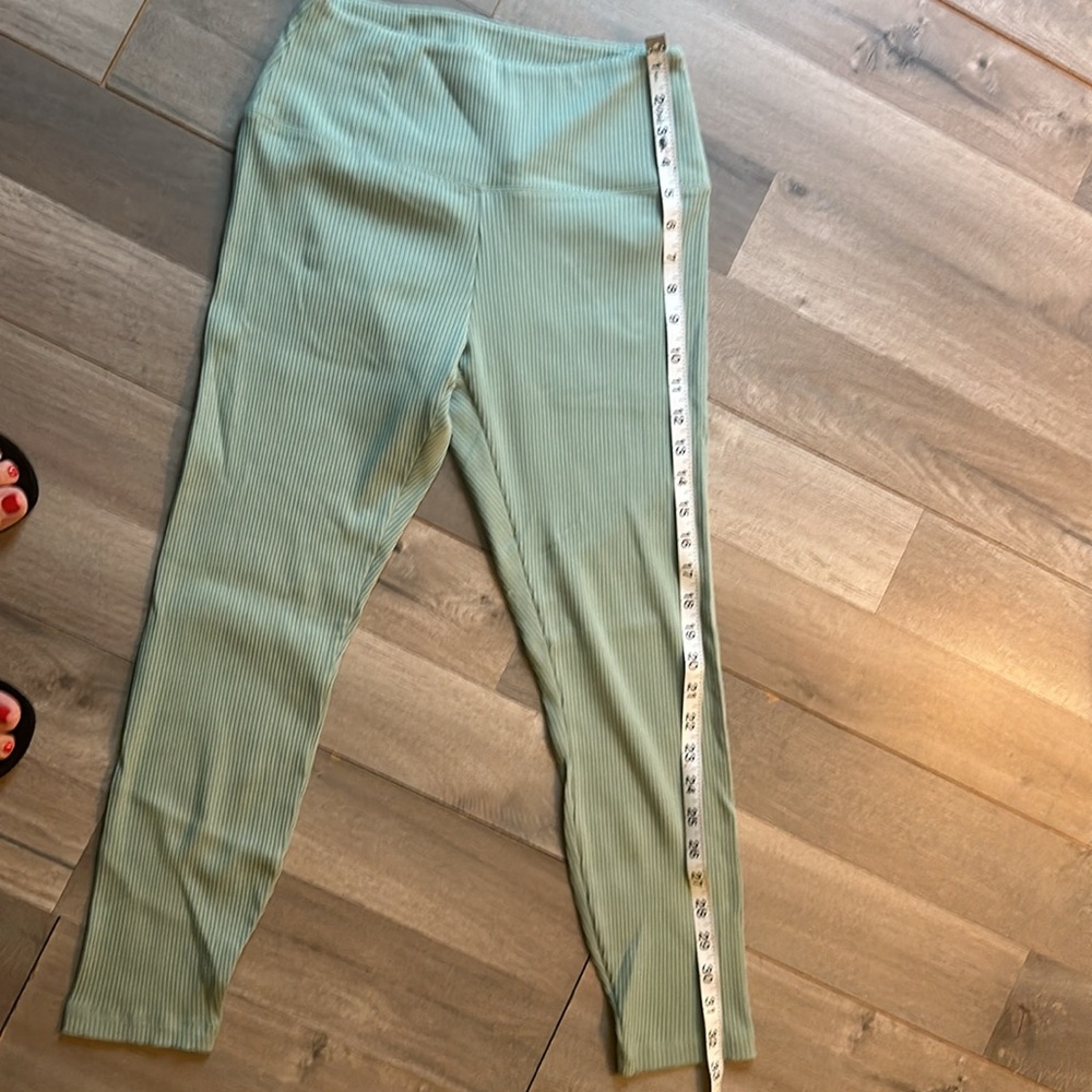Ribbed leggings - Picture 7 of 7
